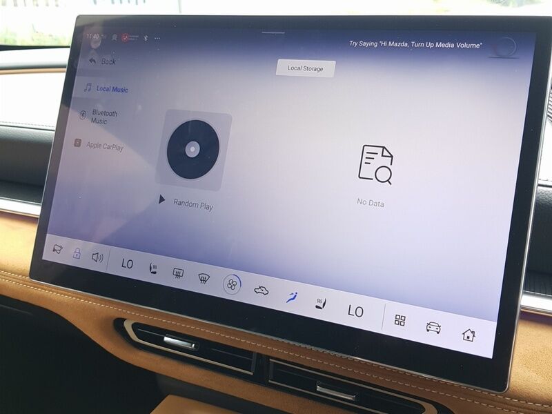 More views of Mazda 6e