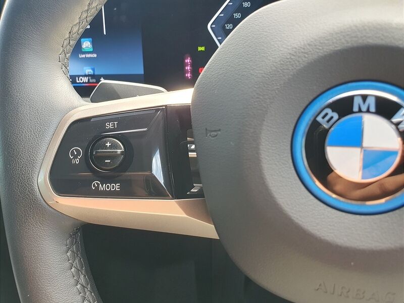 More views of BMW iX