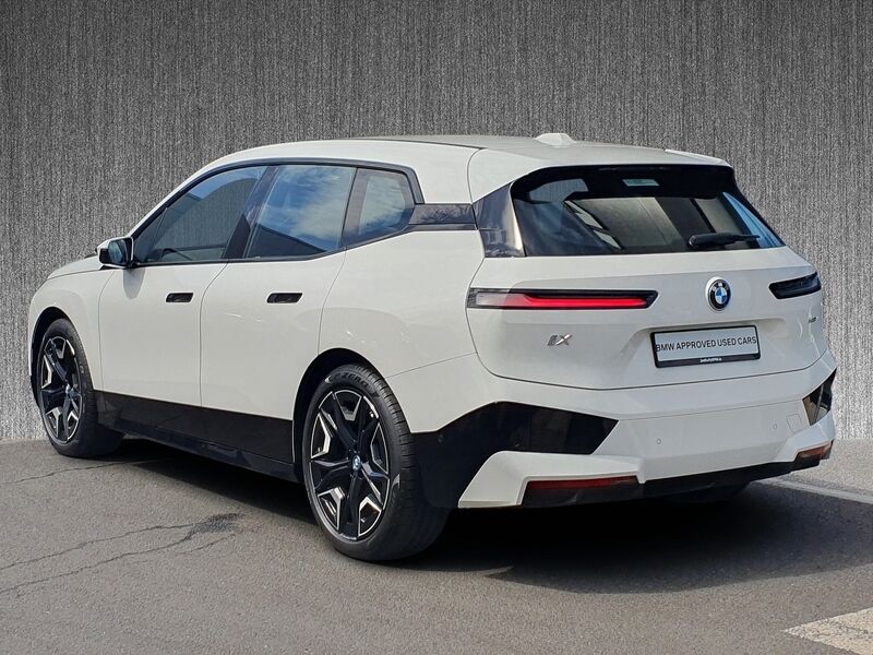 More views of BMW iX