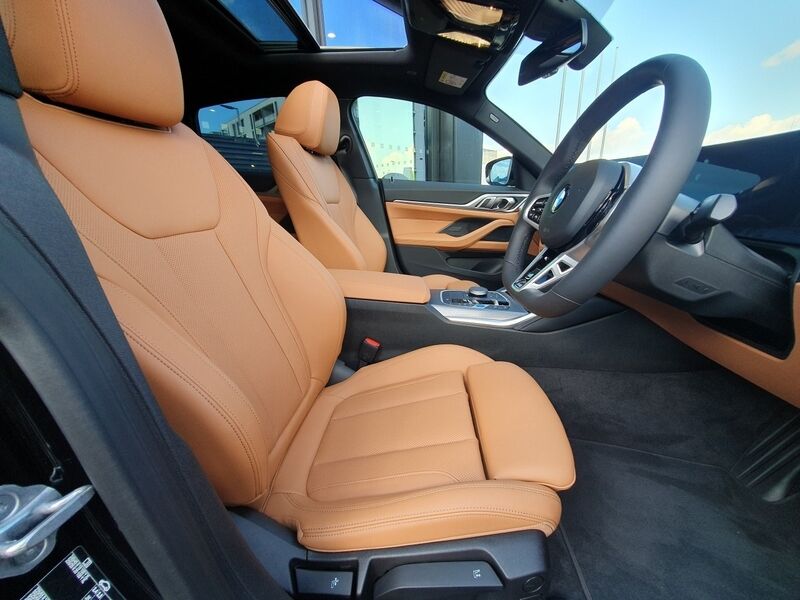 More views of BMW i4