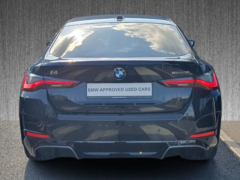 More views of BMW i4