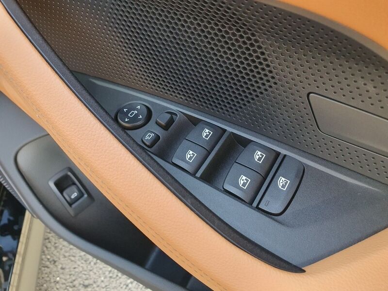 More views of BMW i4