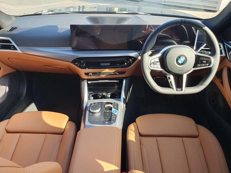 More views of BMW i4