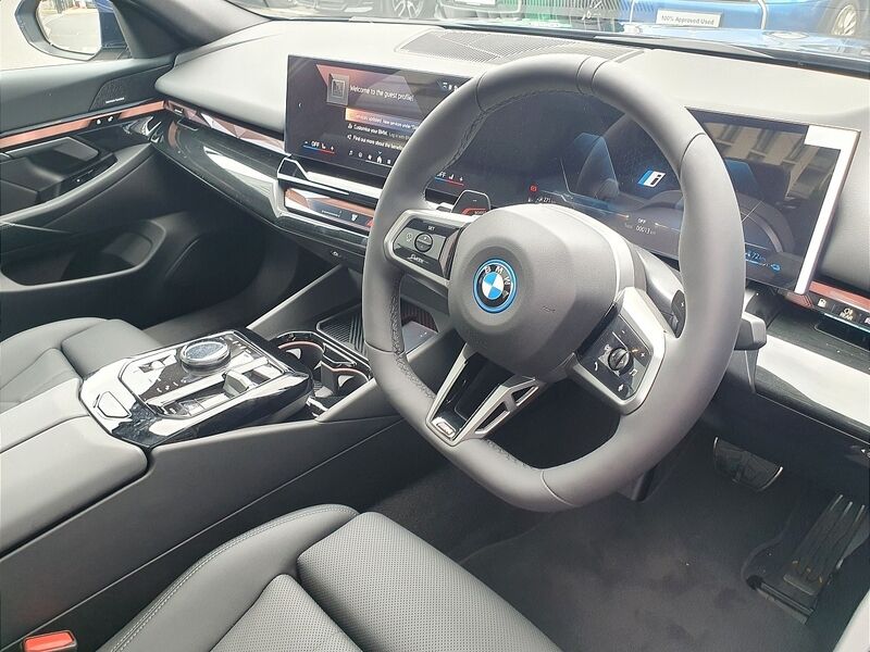 More views of BMW 5-Series