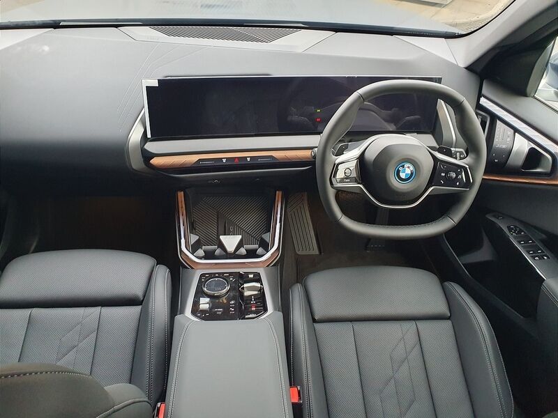 More views of BMW X3