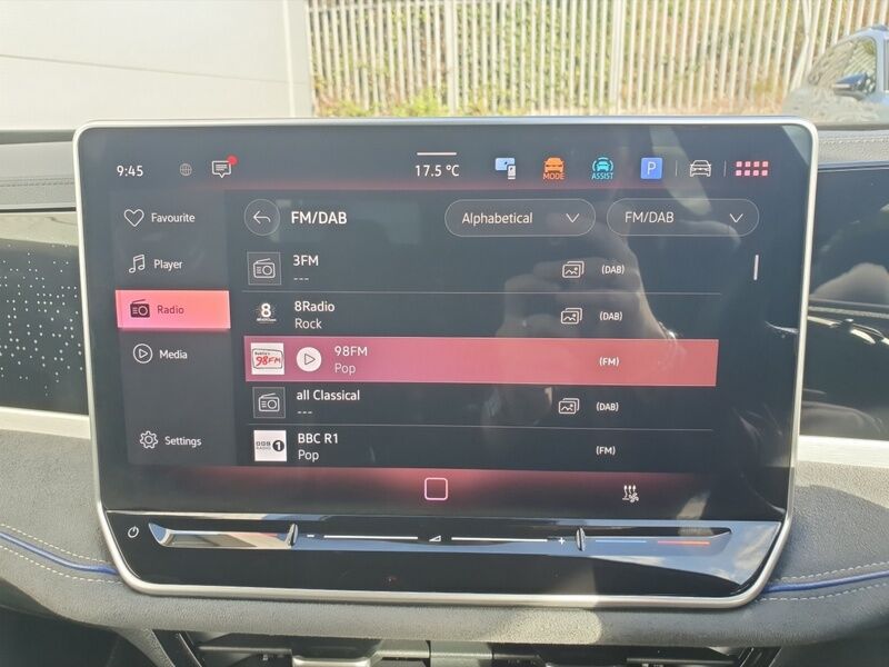 More views of Volkswagen Passat