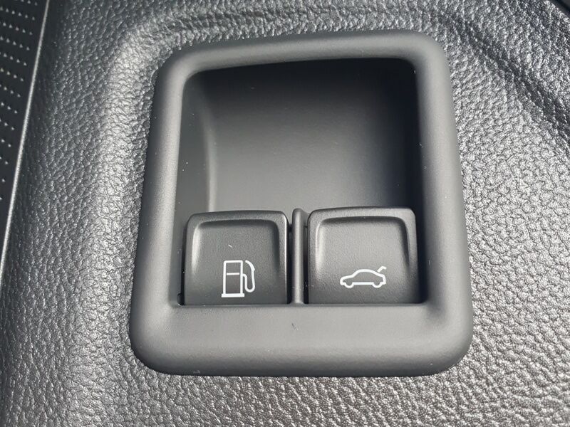 More views of Volkswagen Passat
