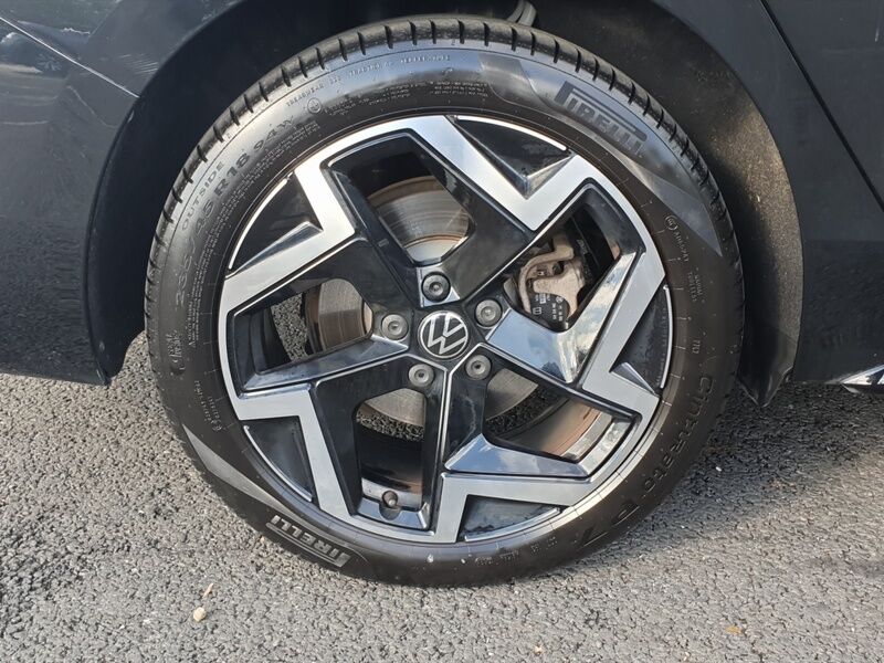 More views of Volkswagen Passat