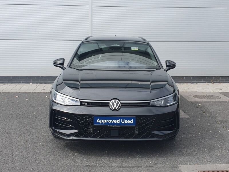More views of Volkswagen Passat