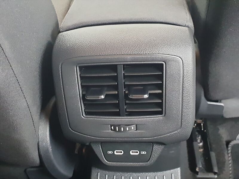 More views of Volkswagen T-Roc