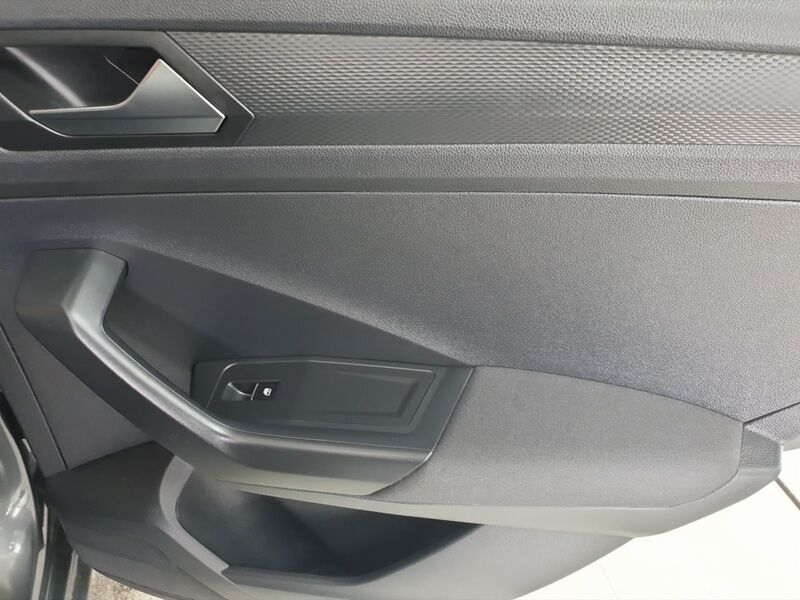 More views of Volkswagen T-Roc
