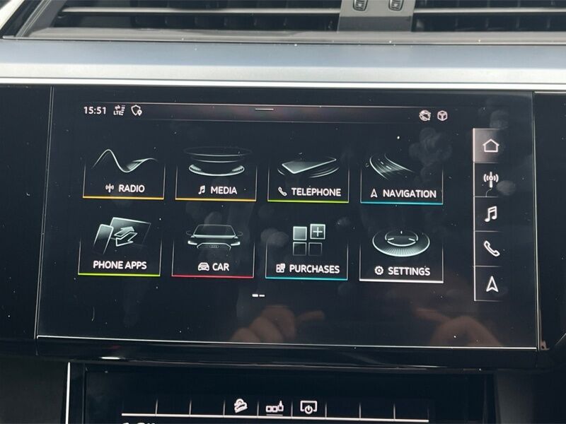 More views of Audi e-tron