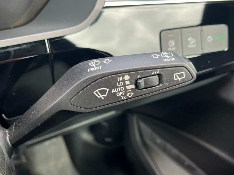 More views of Audi e-tron
