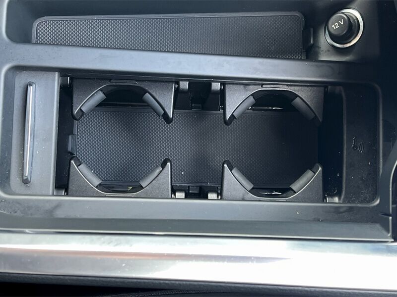 More views of Audi e-tron