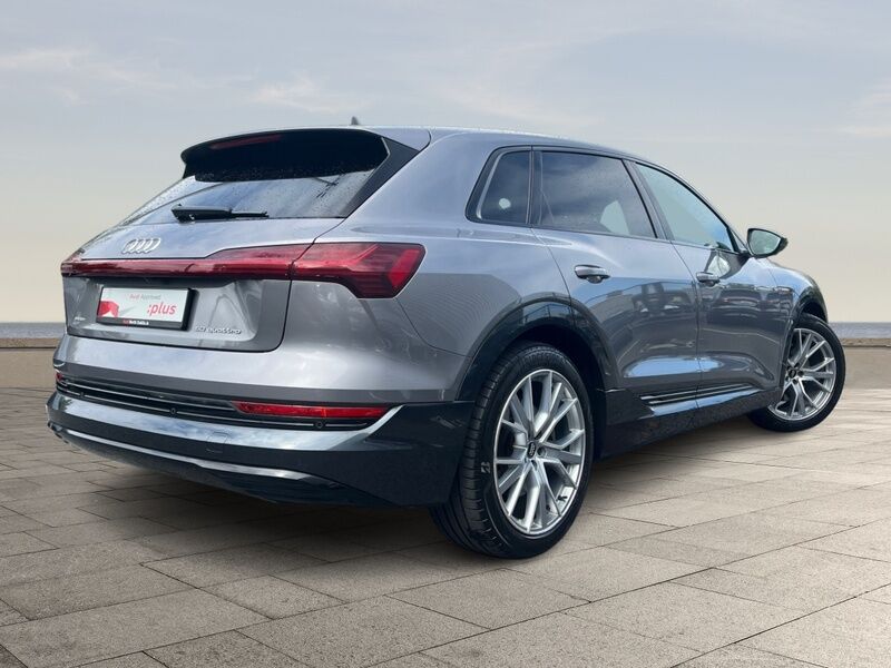 More views of Audi e-tron