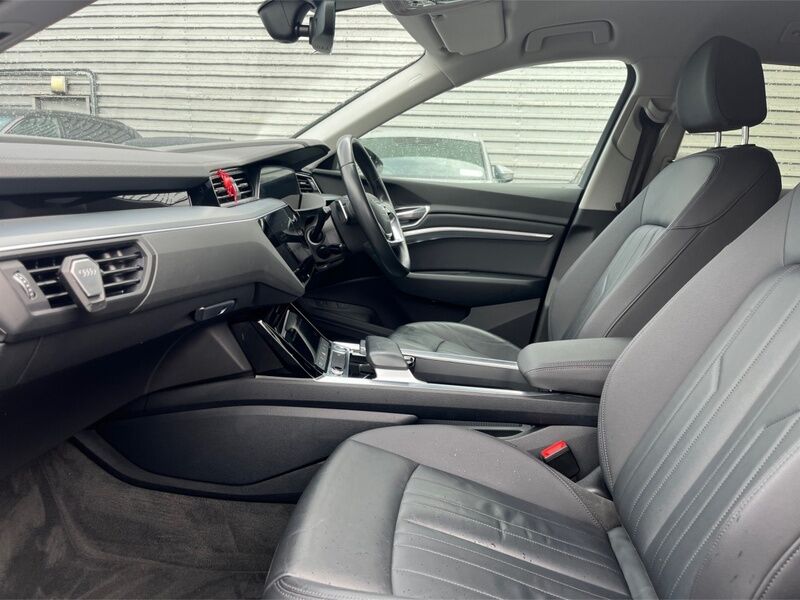 More views of Audi e-tron