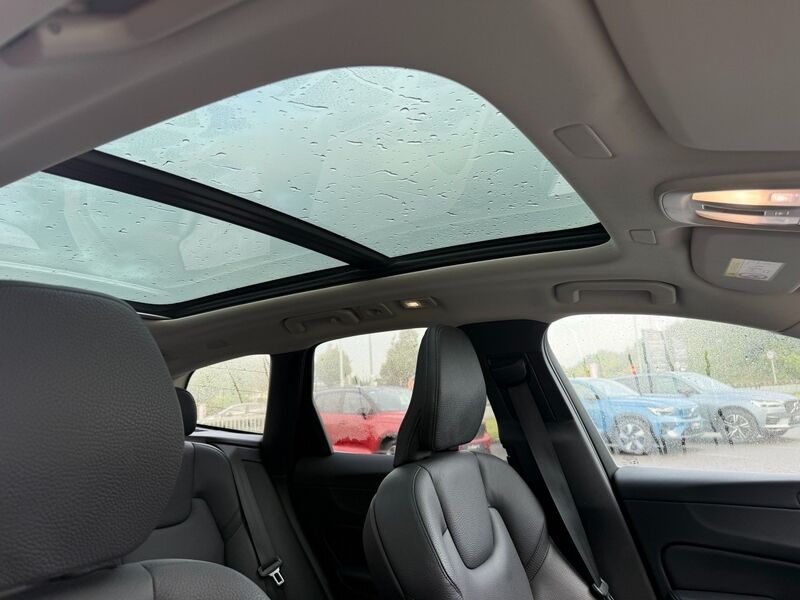 More views of Volvo XC60