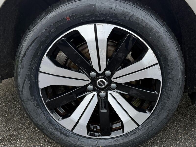 More views of Volvo XC60