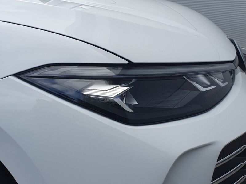 More views of Volkswagen Passat