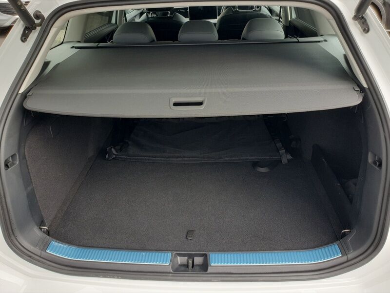 More views of Volkswagen Passat