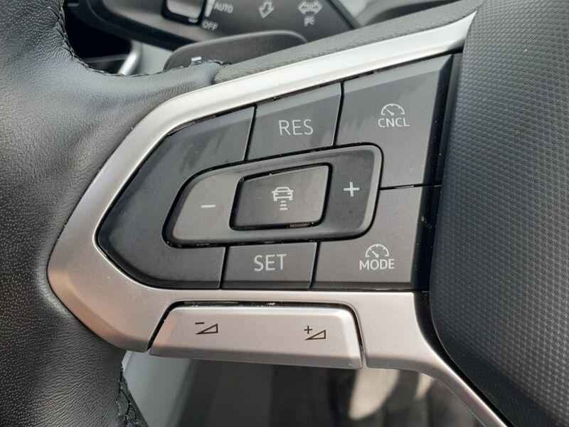 More views of Volkswagen Passat
