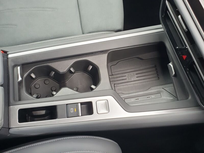 More views of Volkswagen Passat