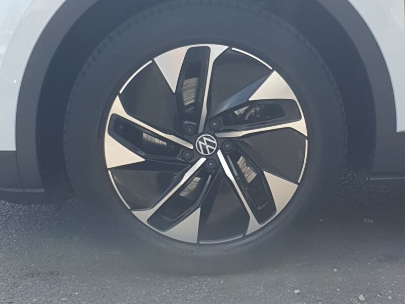 More views of Volkswagen ID.4