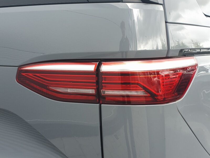 More views of Volkswagen Multivan