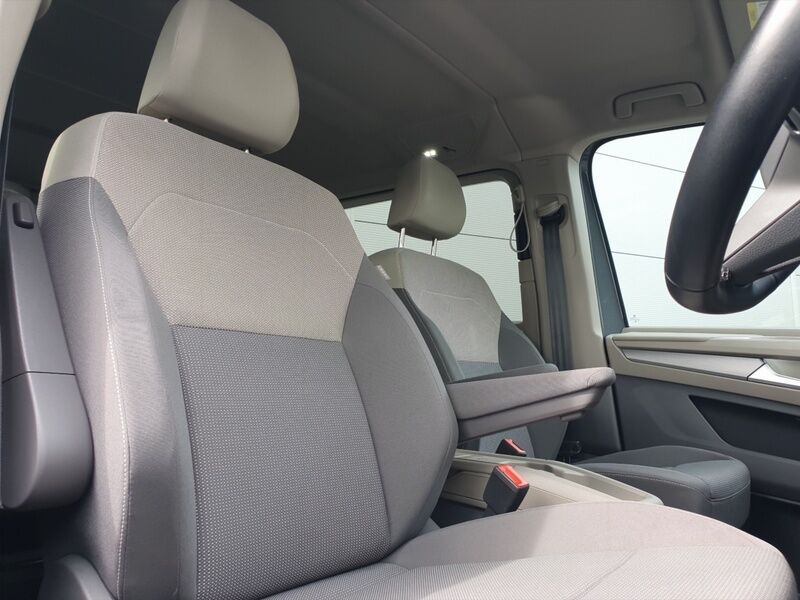 More views of Volkswagen Multivan