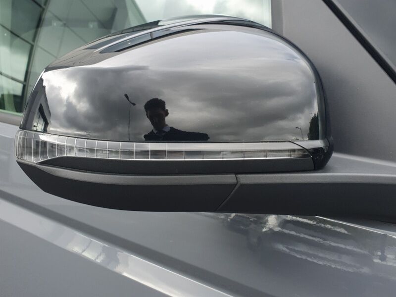 More views of Volkswagen Multivan