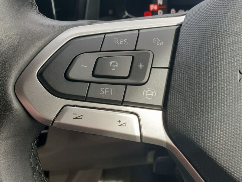 More views of Volkswagen Multivan