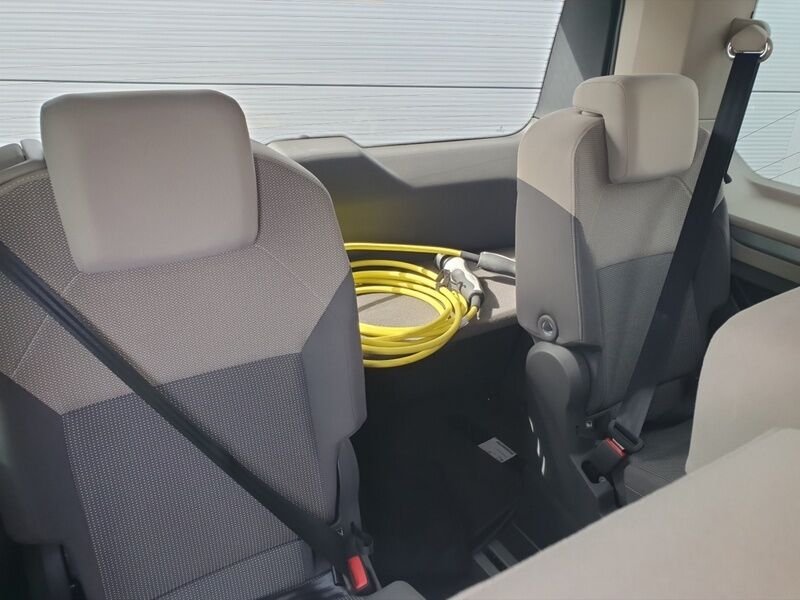 More views of Volkswagen Multivan