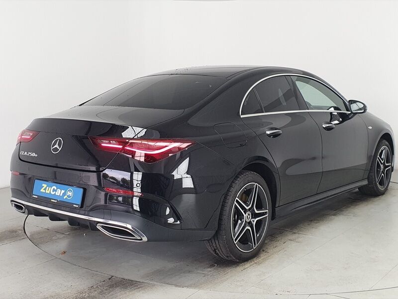 More views of Mercedes-Benz CLA