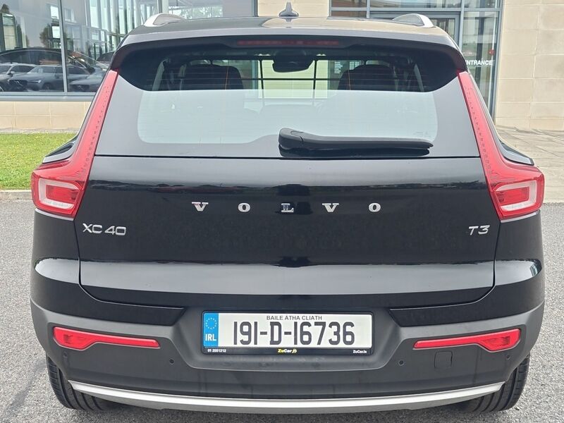 More views of Volvo XC40
