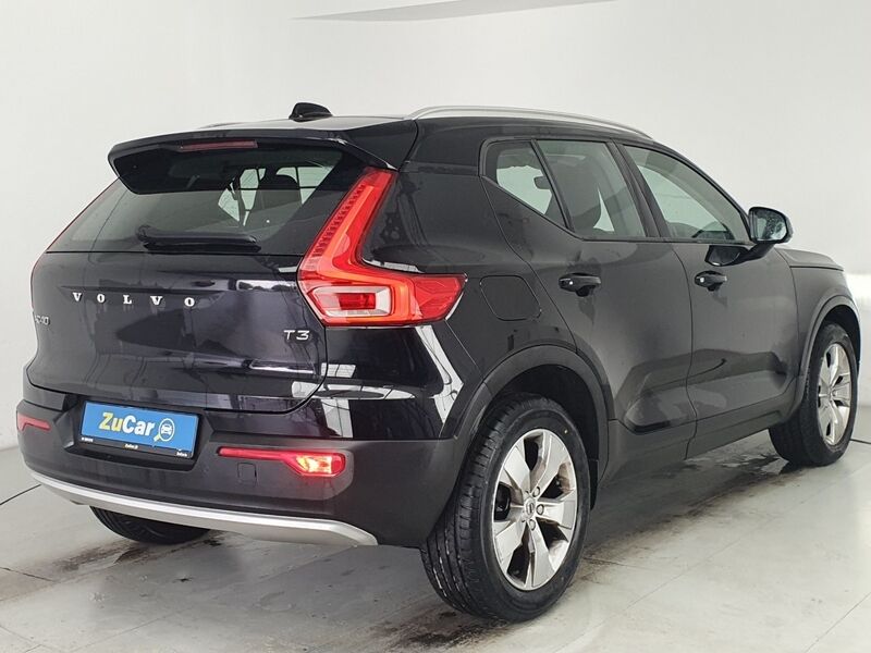More views of Volvo XC40