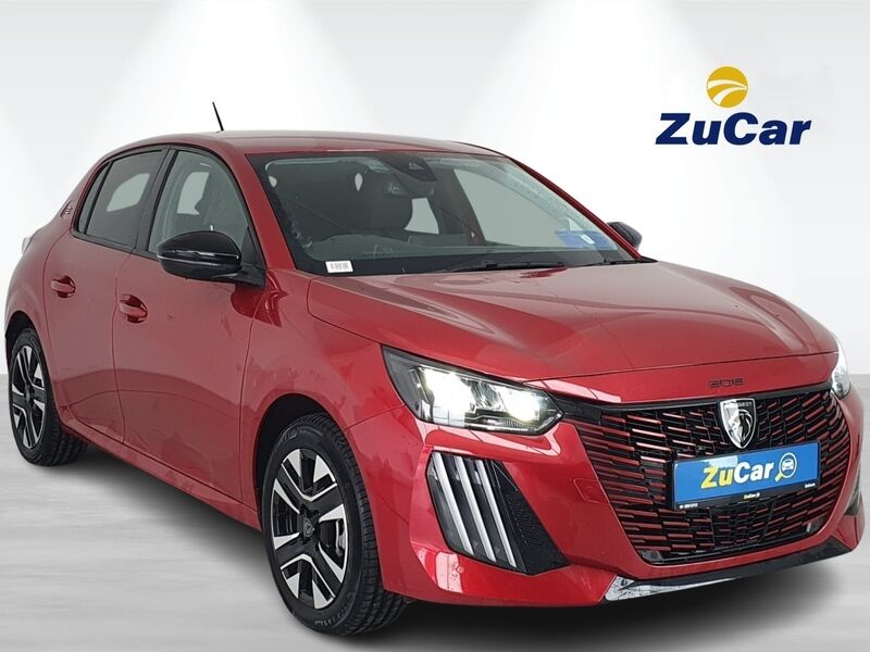 More views of Peugeot 208