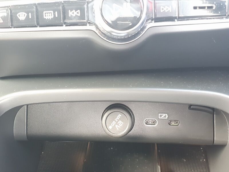More views of Volvo XC40