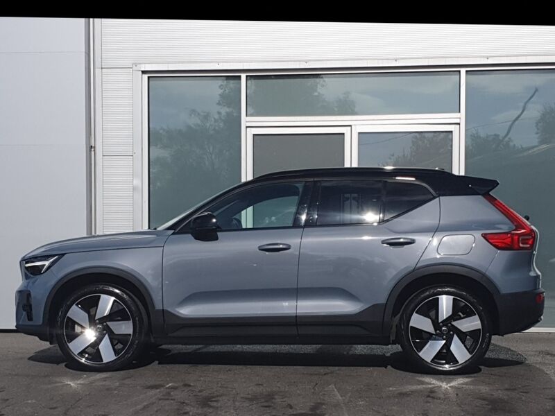 More views of Volvo XC40