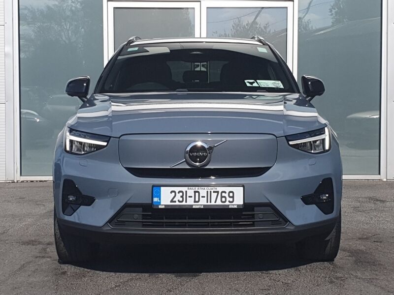 More views of Volvo XC40