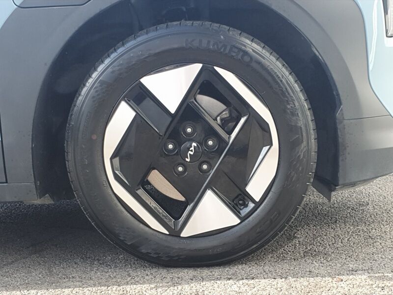 More views of Kia EV3