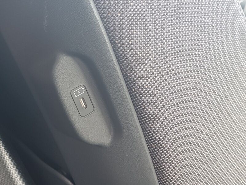 More views of Kia EV3