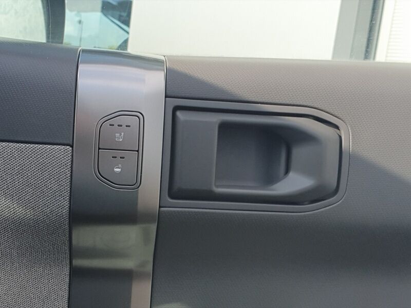 More views of Kia EV3