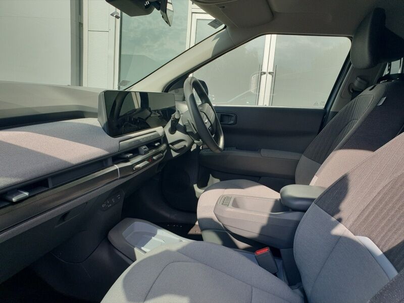 More views of Kia EV3