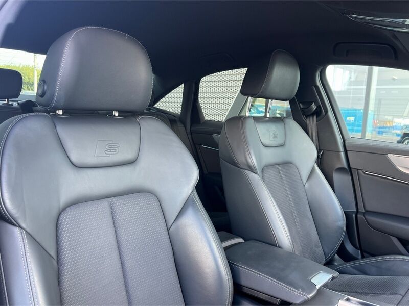 More views of Audi A6