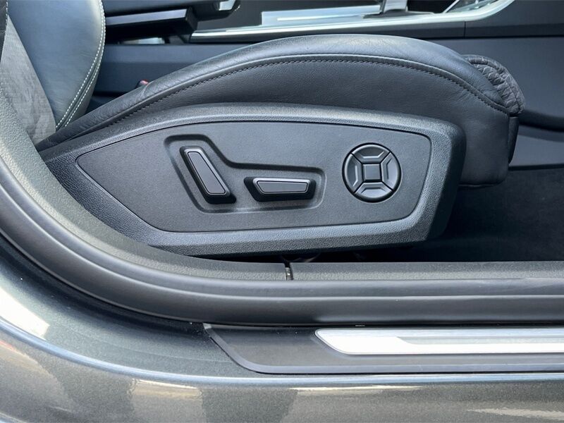 More views of Audi A6