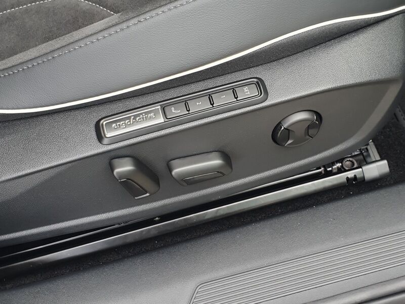 More views of Volkswagen ID.4