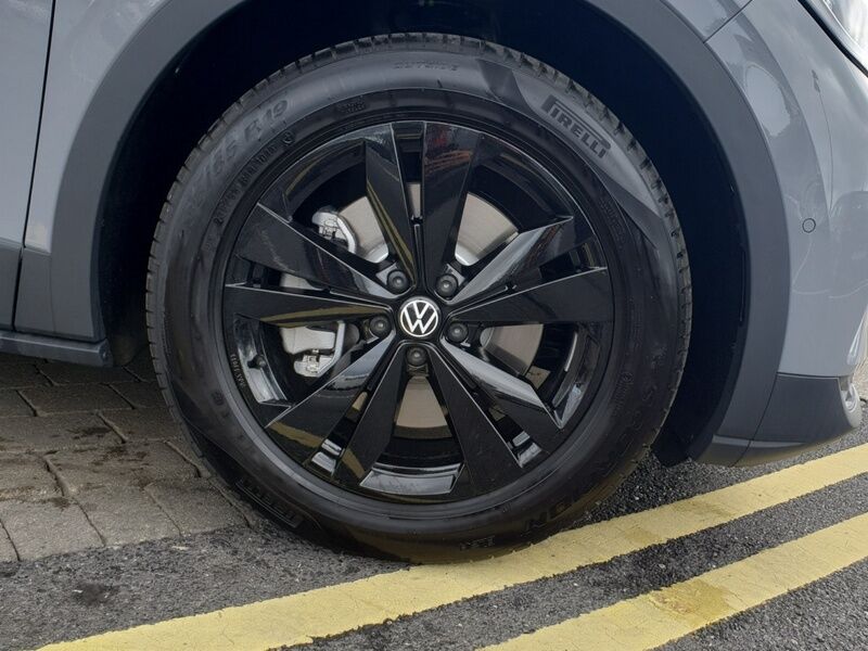 More views of Volkswagen ID.4