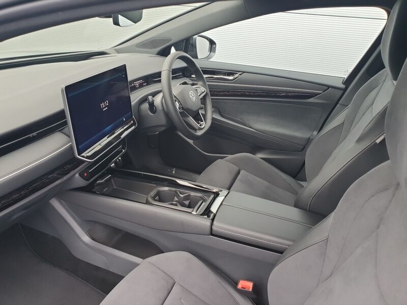 More views of Volkswagen ID.7