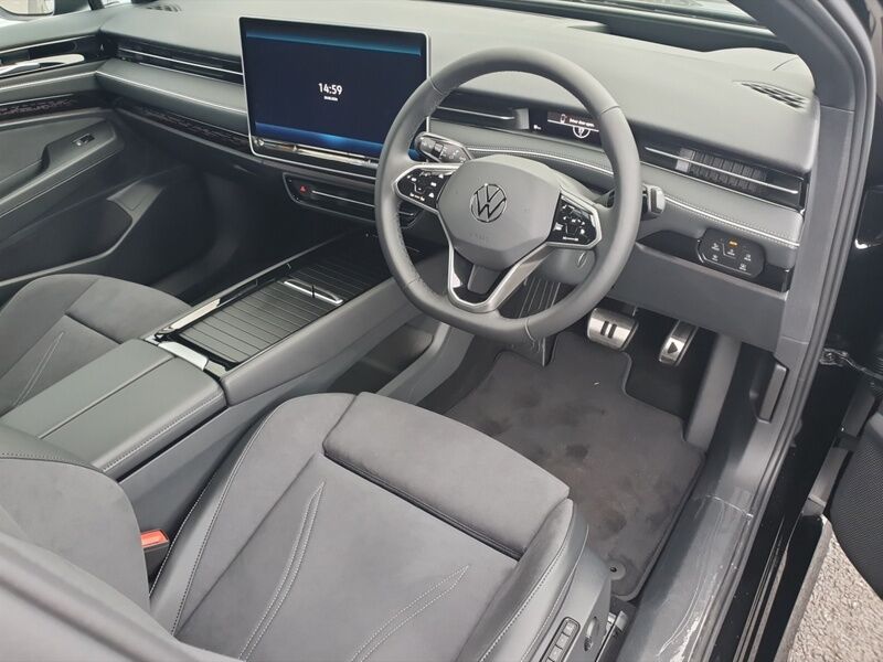 More views of Volkswagen ID.7
