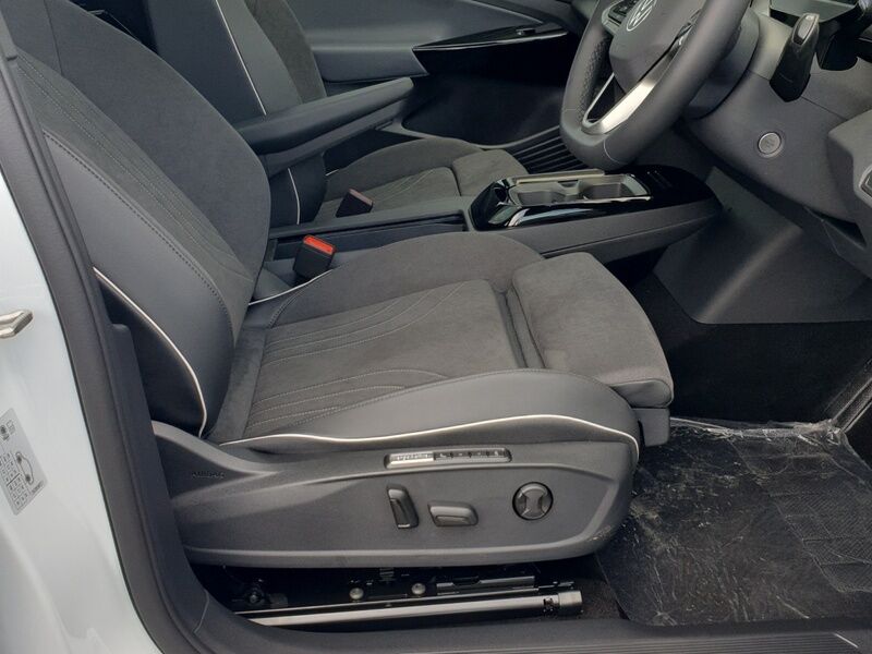 More views of Volkswagen ID.4